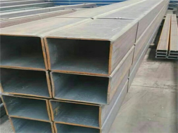 尉犁Q355B<font style='color:red'>无缝方管</font>大厂出货